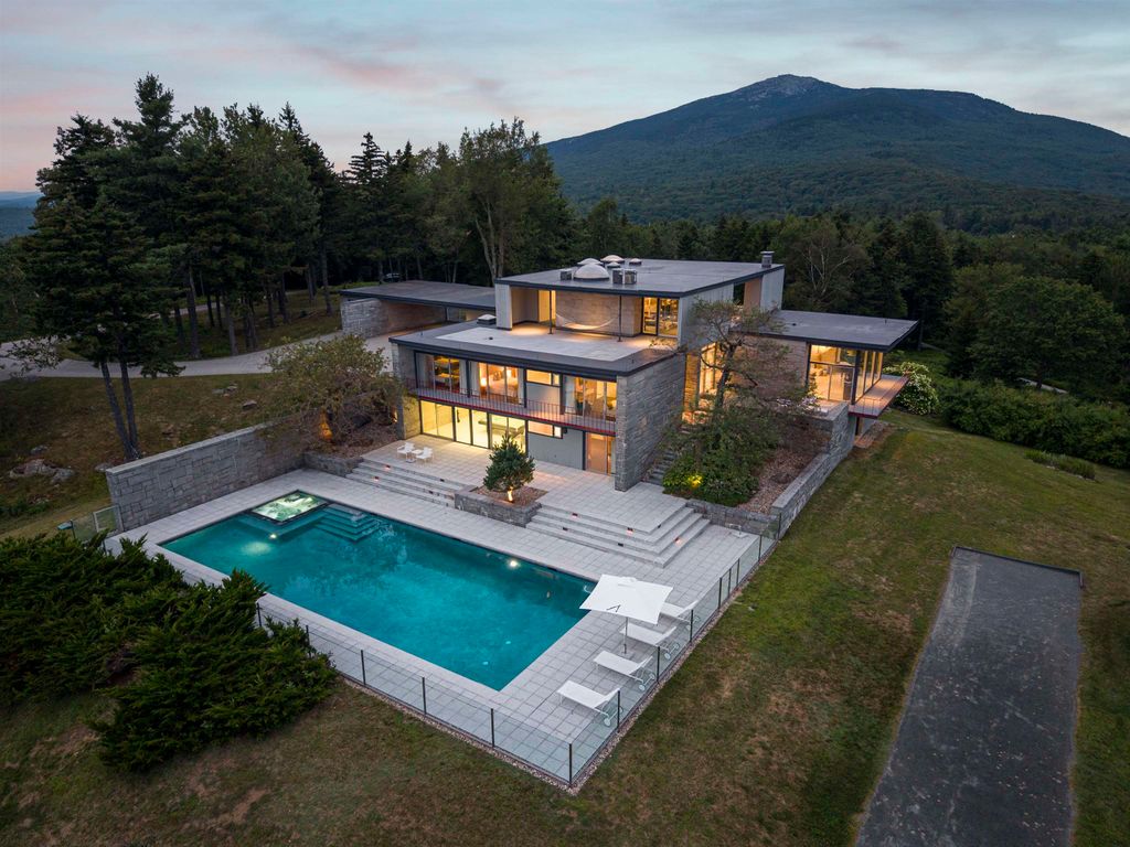 617 Mountain Road, Jaffrey, NH 03452