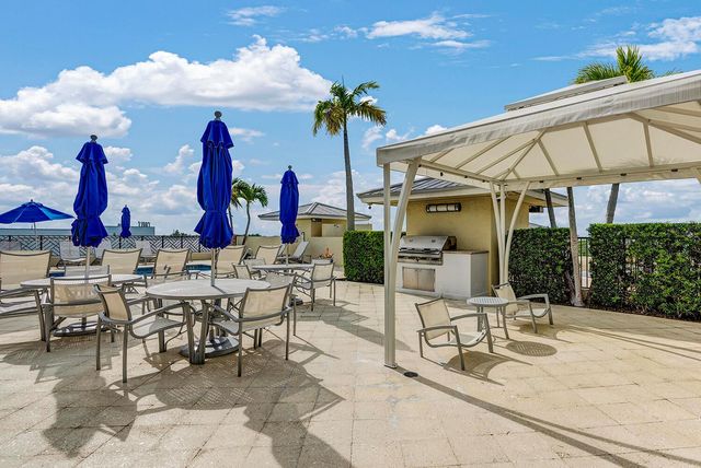 235 NE 1ST Street 404, Delray Beach, FL 33444