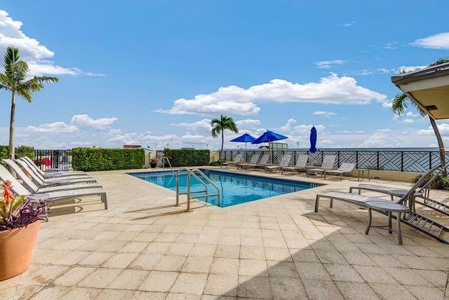 235 NE 1ST Street 404, Delray Beach, FL 33444