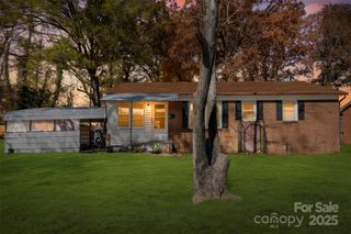 514 Hand Circle, Lowell, NC 28098