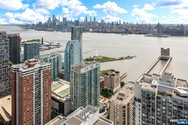 20 Newport Parkway 2311, Jersey City, NJ 07310