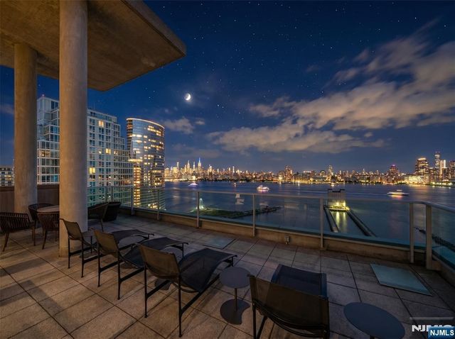 20 Newport Parkway 2311, Jersey City, NJ 07310