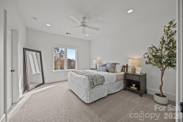 252 Milford Circle, Mooresville, NC 28117