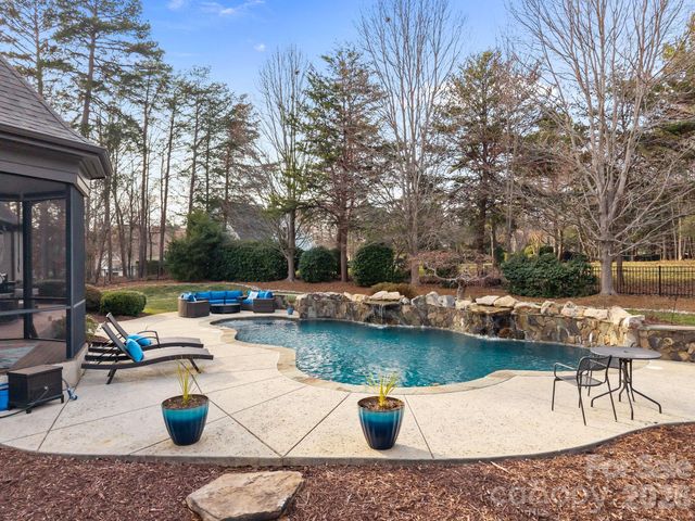 252 Milford Circle, Mooresville, NC 28117
