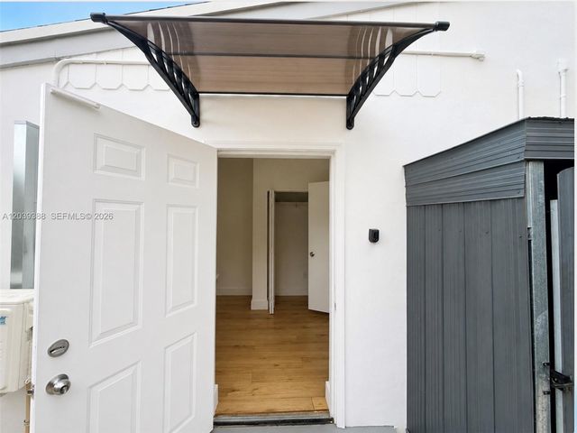 330 NW 56th Avenue 2, Miami, FL 33126