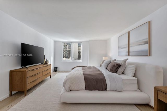 2301 Collins Avenue 902, Miami Beach, FL 33139