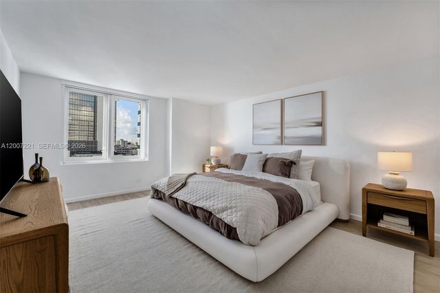 2301 Collins Avenue 902, Miami Beach, FL 33139