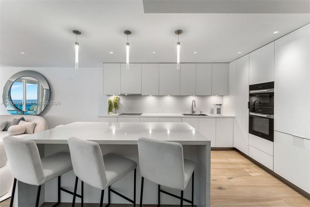 2301 Collins Avenue 902, Miami Beach, FL 33139