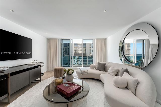 2301 Collins Avenue 902, Miami Beach, FL 33139