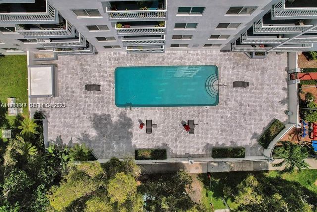 1251 NE 108th St 411, Miami, FL 33161