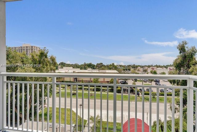 1251 NE 108th St 411, Miami, FL 33161