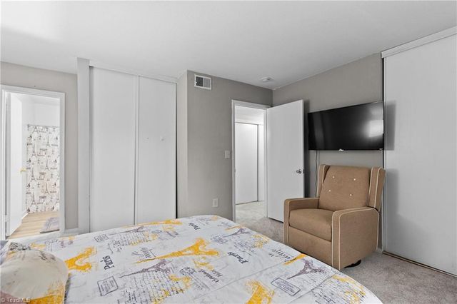 2250 Sunderland Road 23B, Winston-salem, NC 27103