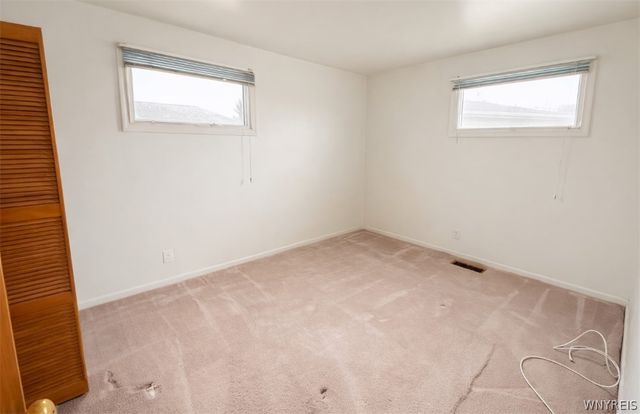 98 Jamaica Road, Tonawanda, NY 14150