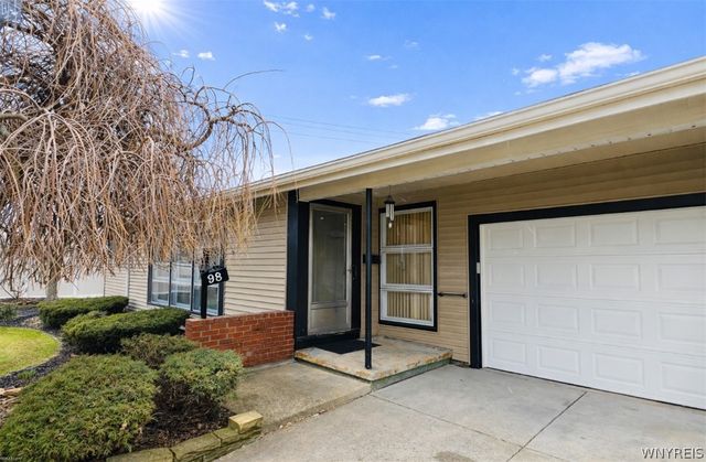 98 Jamaica Road, Tonawanda, NY 14150