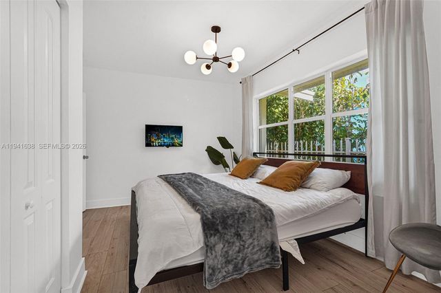 37 NW 47th St, Miami, FL 33127