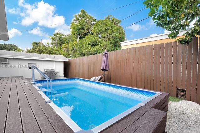 37 NW 47th St, Miami, FL 33127