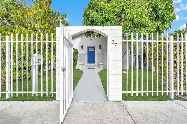 37 NW 47th St, Miami, FL 33127