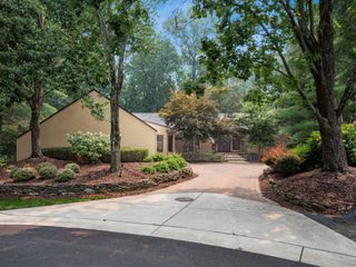 8483 Torwoodlee Court, Dublin, OH 43017