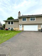 6308 Douglas Drive N 6308, Brooklyn Park, MN 55429