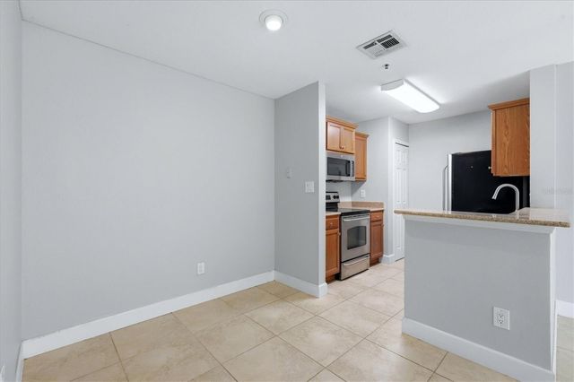 4053 CROCKERS LAKE BOULEVARD 14, Sarasota, FL 34238