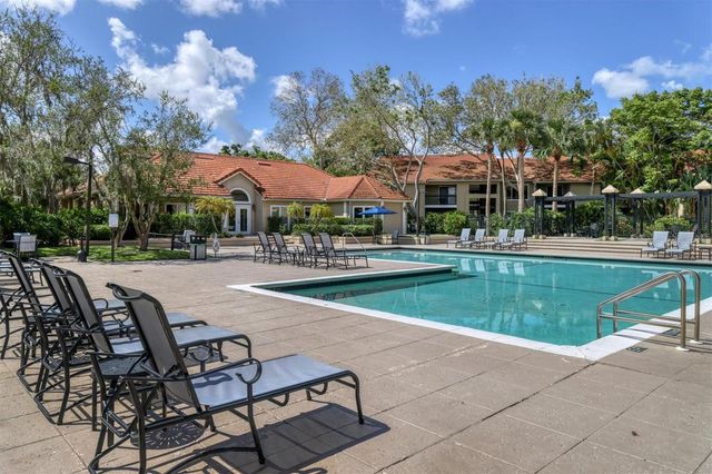 4053 CROCKERS LAKE BOULEVARD 14, Sarasota, FL 34238