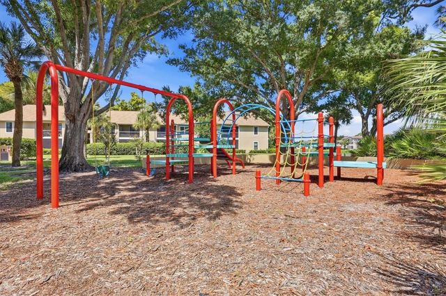 4053 CROCKERS LAKE BOULEVARD 14, Sarasota, FL 34238
