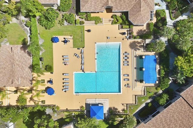 4053 CROCKERS LAKE BOULEVARD 14, Sarasota, FL 34238