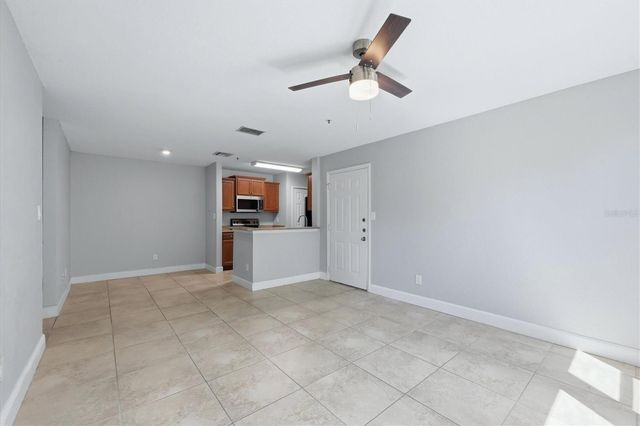 4053 CROCKERS LAKE BOULEVARD 14, Sarasota, FL 34238