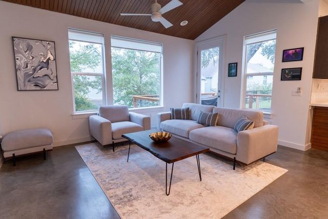 3001 Del Curto RD 34, Austin, TX 78704