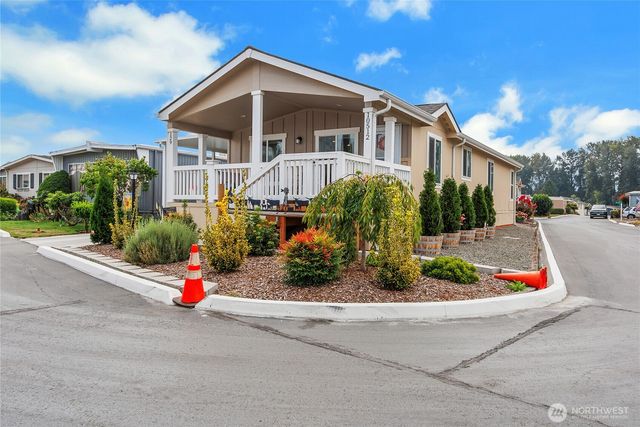 10512 60th Street Ct E #129, Puyallup, WA 98372