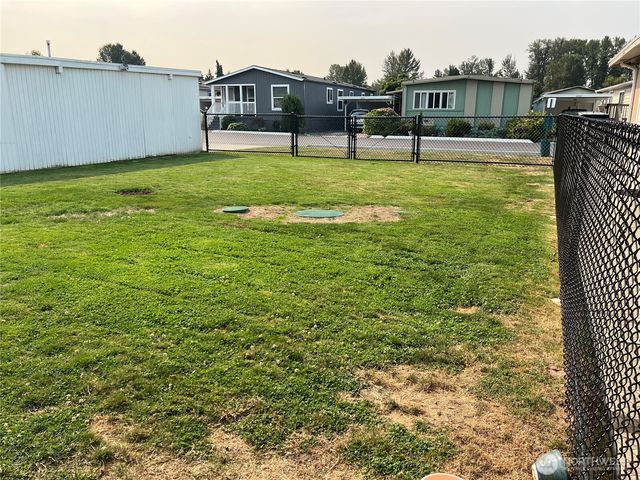 10512 60th Street Ct E #129, Puyallup, WA 98372