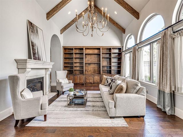 2725 Guilford Lane, Oklahoma City, OK 73120