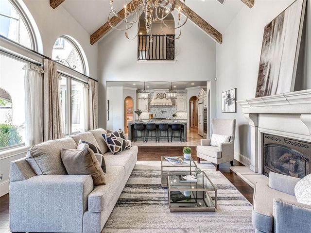 2725 Guilford Lane, Oklahoma City, OK 73120