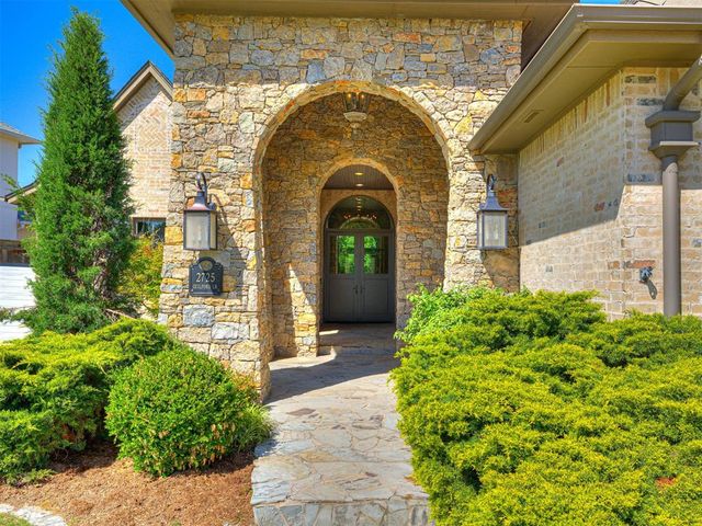 2725 Guilford Lane, Oklahoma City, OK 73120