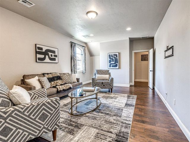 2725 Guilford Lane, Oklahoma City, OK 73120