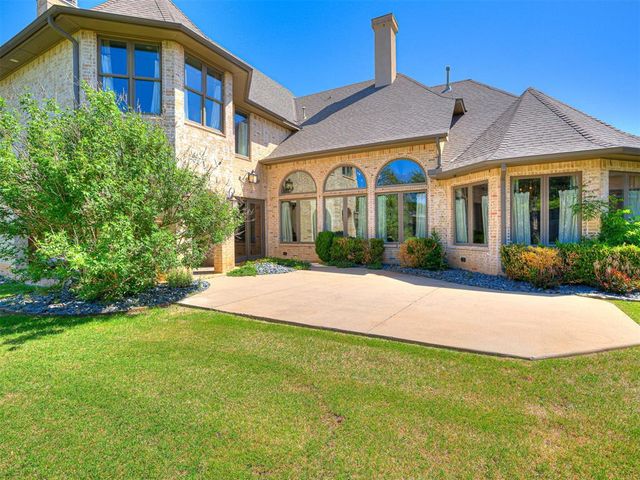 2725 Guilford Lane, Oklahoma City, OK 73120