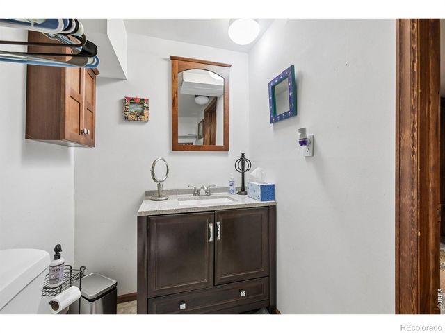 7100 Dry Creek Court, Niwot, CO 80503