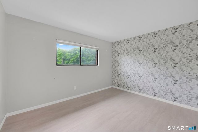 3 Murphys Lane 14, Shelton, CT 06484