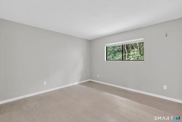 3 Murphys Lane 14, Shelton, CT 06484