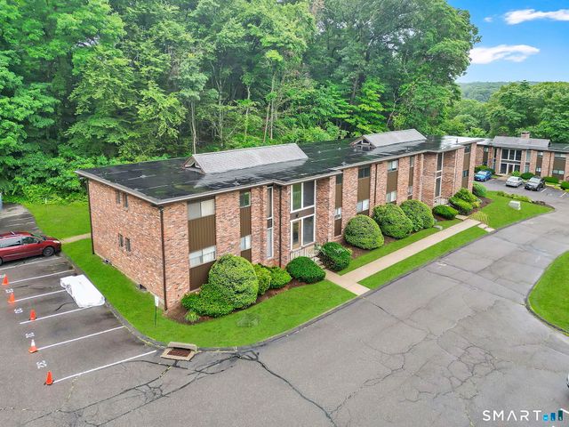 3 Murphys Lane 14, Shelton, CT 06484