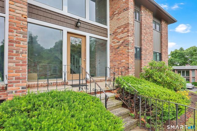 3 Murphys Lane 14, Shelton, CT 06484