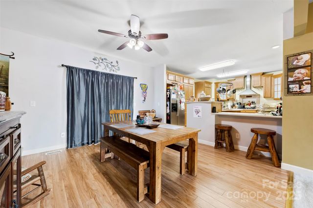 1581 Rhyne Road, Dallas, NC 28034