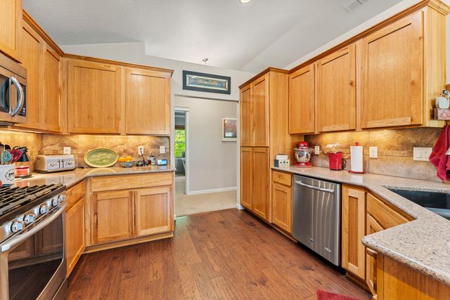 2317 SE Overland Drive, Grants Pass, OR 97527