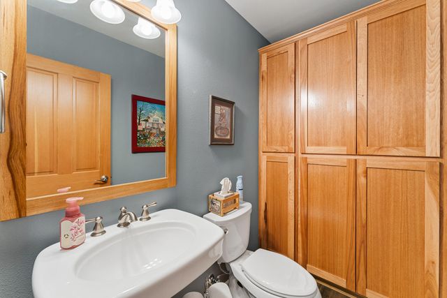 2317 SE Overland Drive, Grants Pass, OR 97527