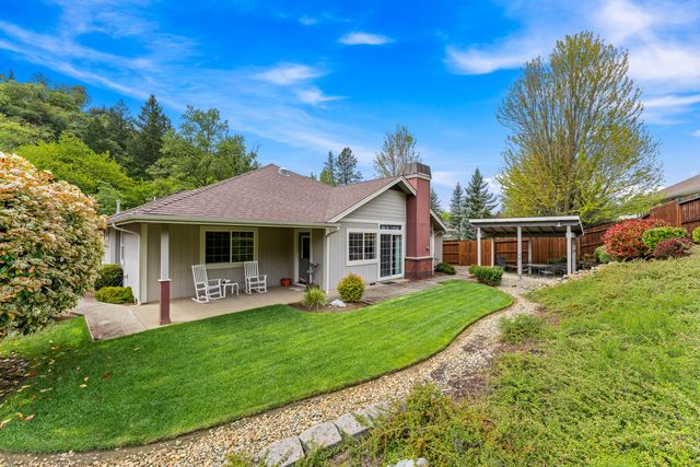 2317 SE Overland Drive, Grants Pass, OR 97527