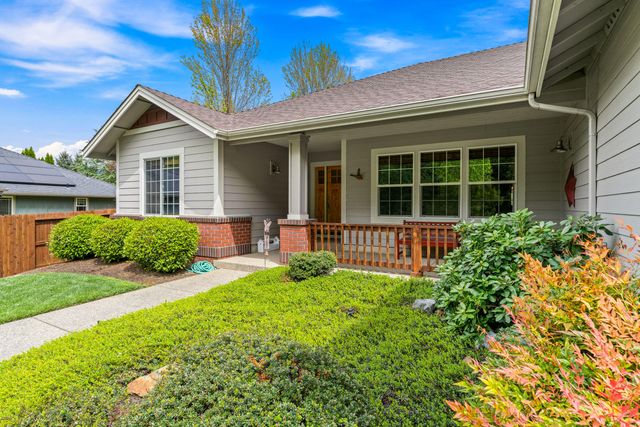 2317 SE Overland Drive, Grants Pass, OR 97527