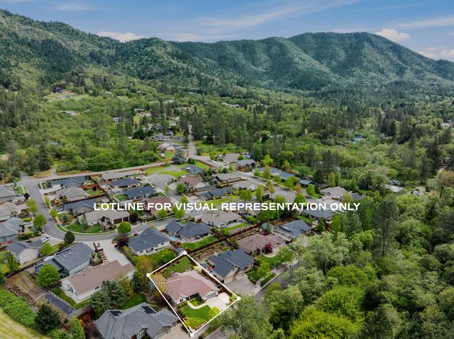 2317 SE Overland Drive, Grants Pass, OR 97527