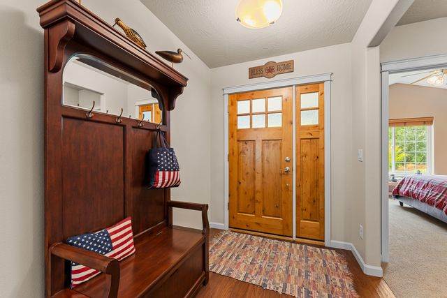 2317 SE Overland Drive, Grants Pass, OR 97527