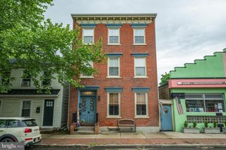 360 FARNSWORTH AVE, Bordentown, NJ 08505