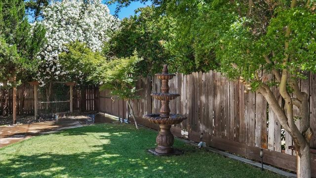 2075 Idaho Ave, Stockton, CA 95204